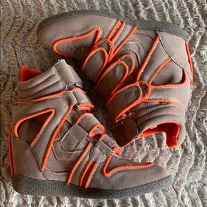 NEW Bamboo Wedge Sneakers